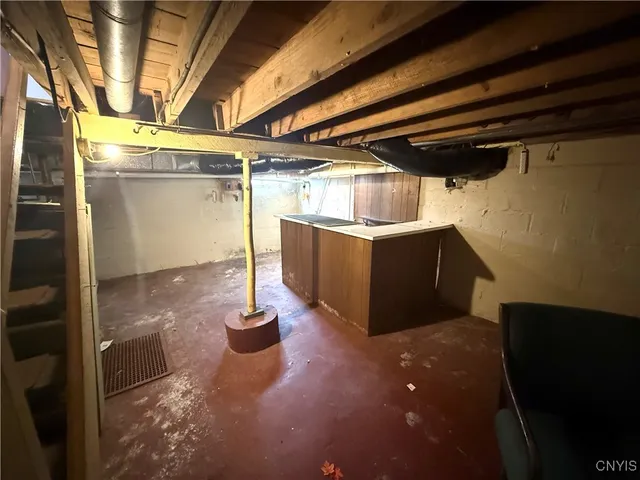 $114,999 | 105 Willard Street, Herkimer, NY 13350