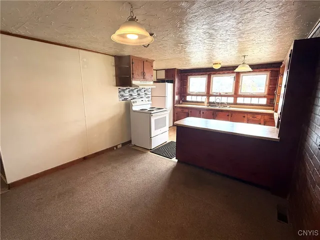 $114,999 | 105 Willard Street, Herkimer, NY 13350