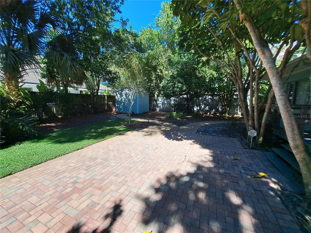 1835 Edwin Boulevard Winter Park, FL 32789 - Photo 48 of 49 a view of a backyard of the house