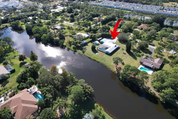 $869,900 | 5609 Southeast Lamay Drive, Stuart, FL 34997