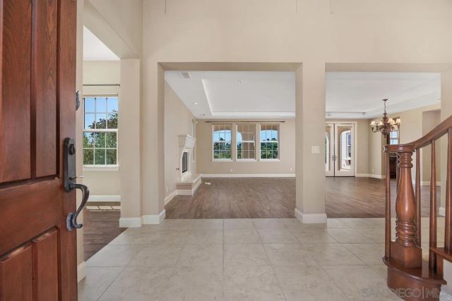 a view of livingroom with furniture and windows