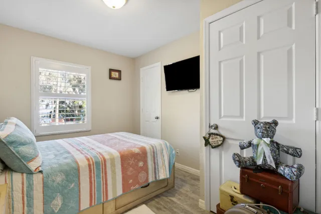 $399,900 | 105 Central Avenue, Crescent City, FL 32112