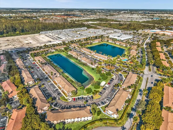 $1,900 | 1271 Southeast 28th Court, Unit 105, Homestead, FL 33035
