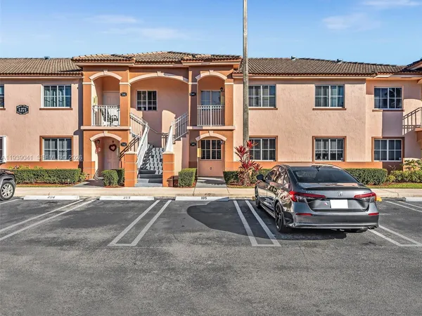 $1,900 | 1271 Southeast 28th Court, Unit 105, Homestead, FL 33035