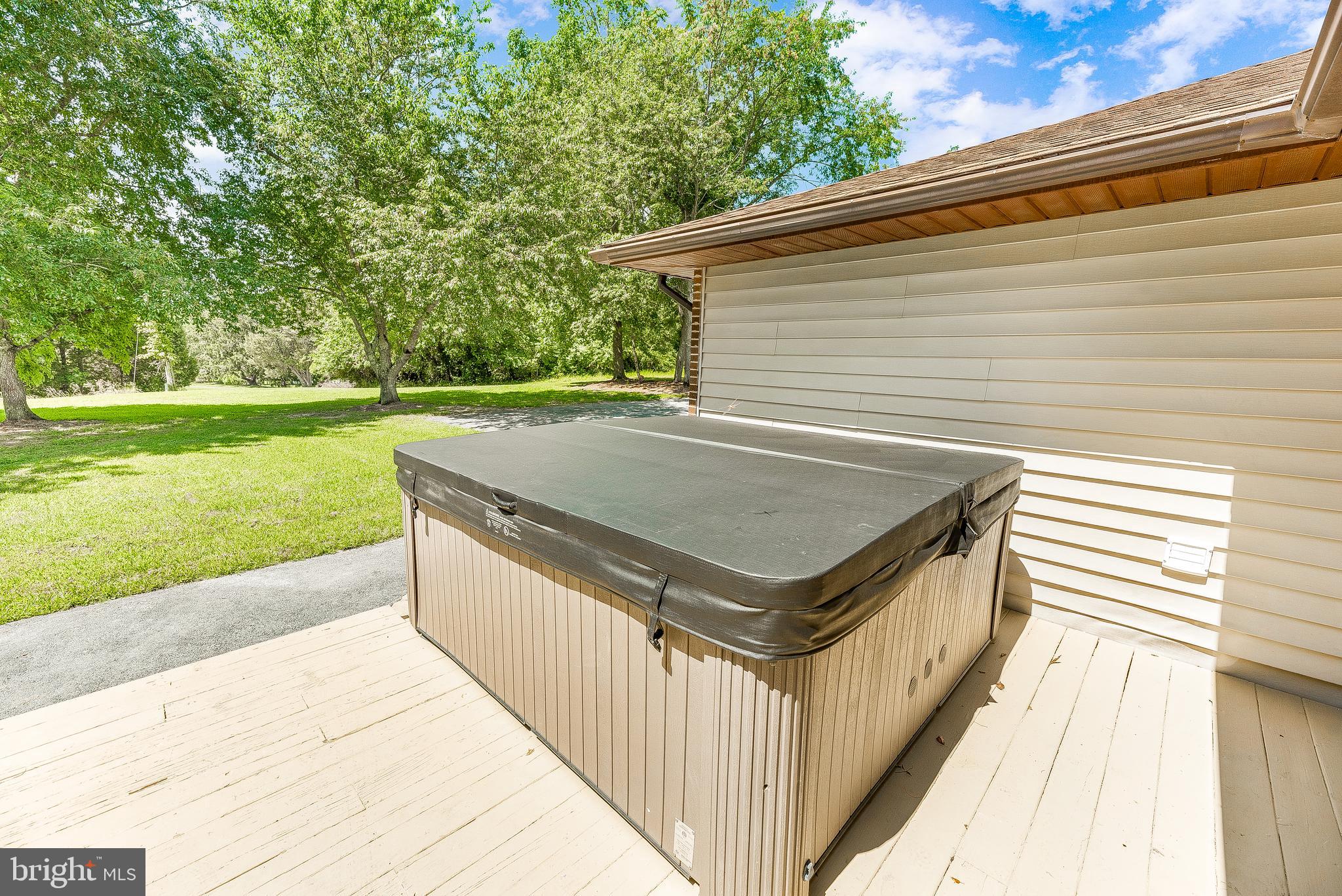 8001 Bourne Road Owings, MD 20736 - Photo 17 of 68 Hot Tub Conveys, with brand new top/cover!