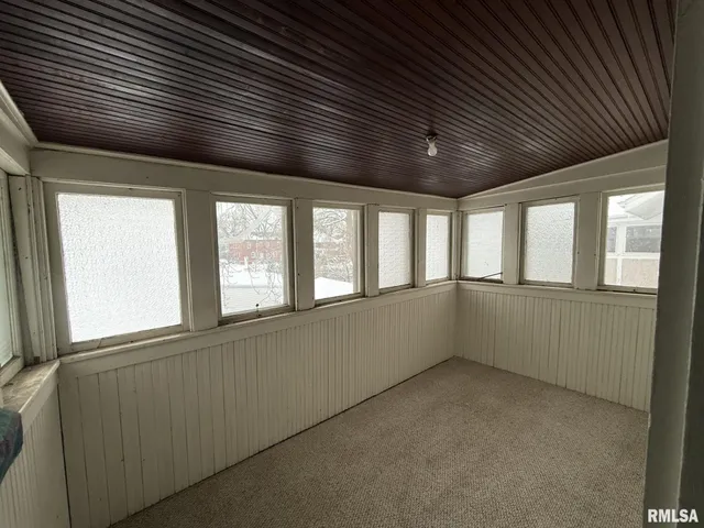 $99,900 | 682 Willard Street, Galesburg, IL 61401