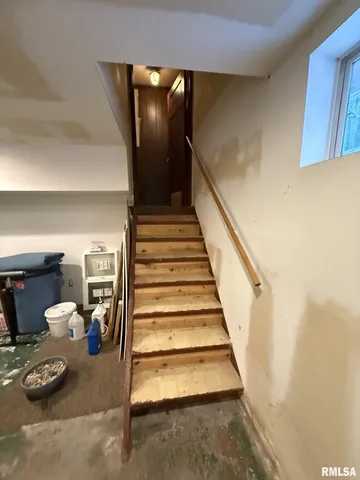 $99,900 | 682 Willard Street, Galesburg, IL 61401