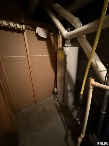 $99,900 | 682 Willard Street, Galesburg, IL 61401