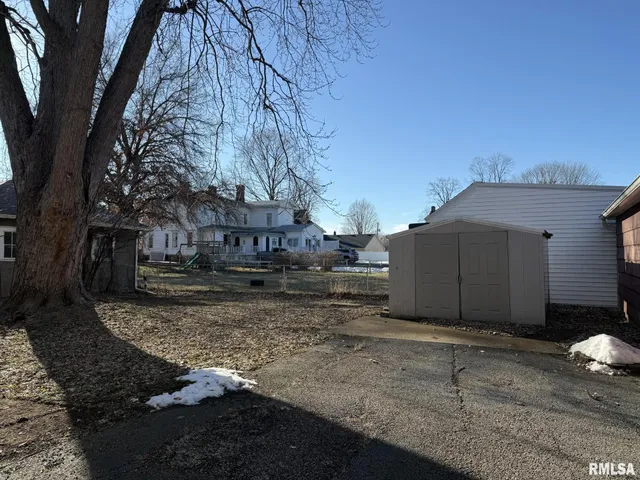 $99,900 | 682 Willard Street, Galesburg, IL 61401