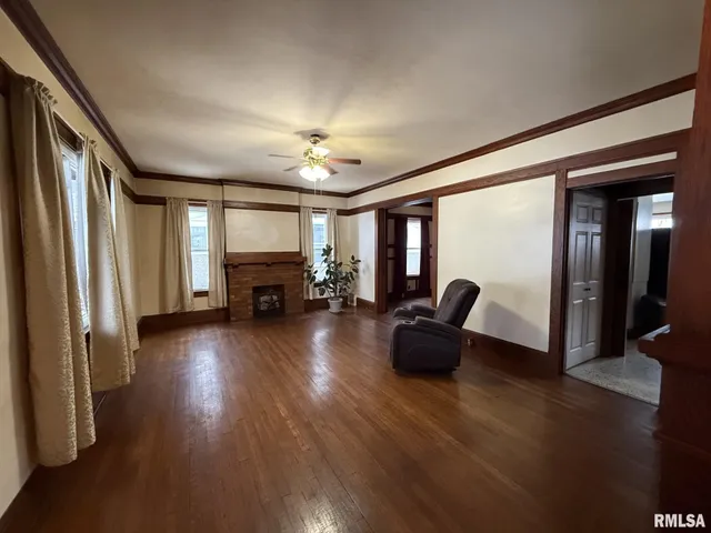 $99,900 | 682 Willard Street, Galesburg, IL 61401