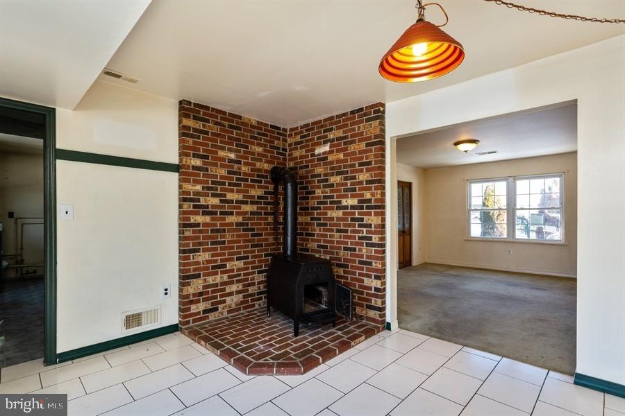 625 Mt Laurel Road Mount Laurel, NJ 08054 - Photo 8 of 24 Gallery Image 8