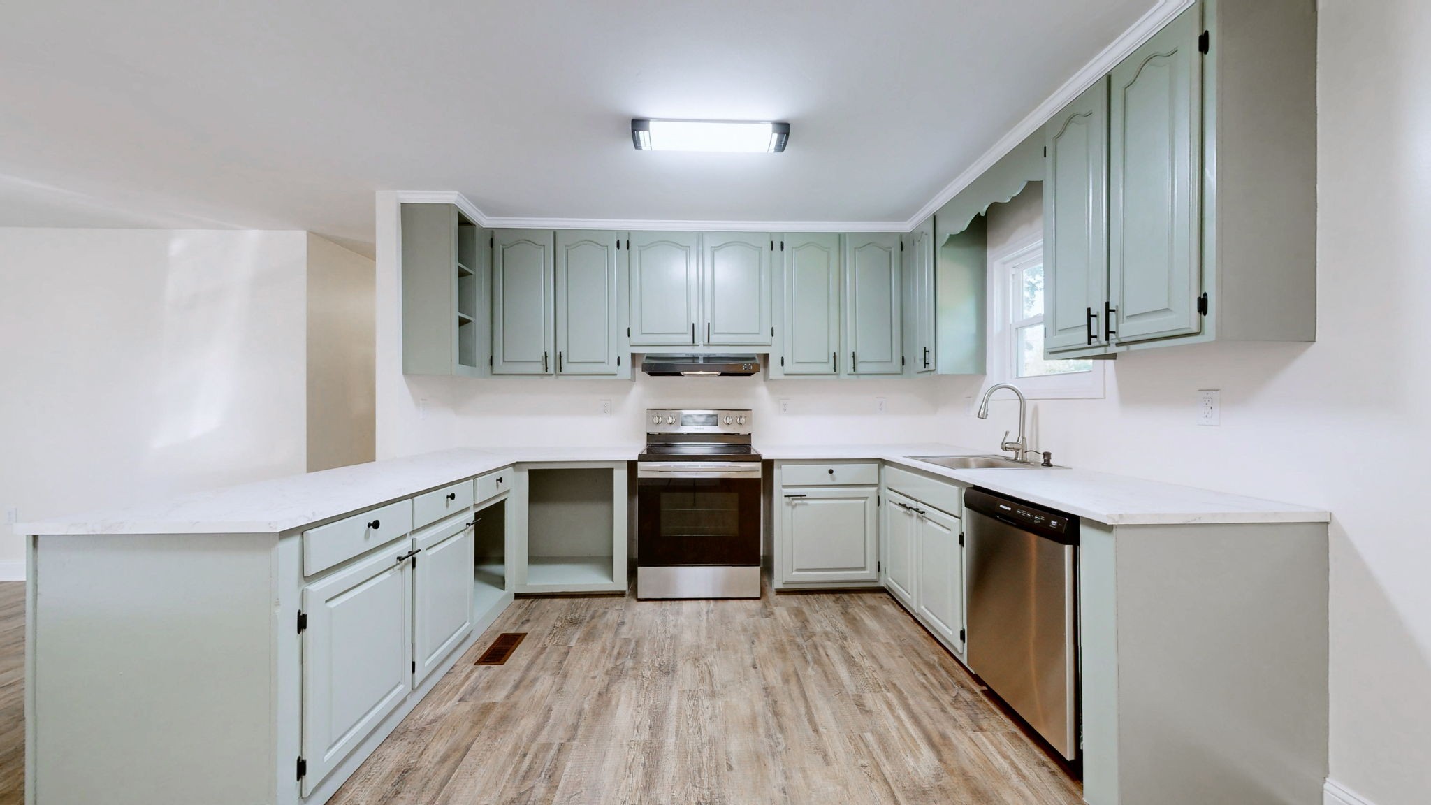 152 West Mink Branch Road Waynesboro, TN 38485 - Photo 3 of 19 Gallery Image 3