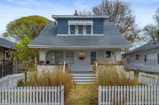 $195,000 | 415 South Grand Avenue, Indianapolis, IN 46219