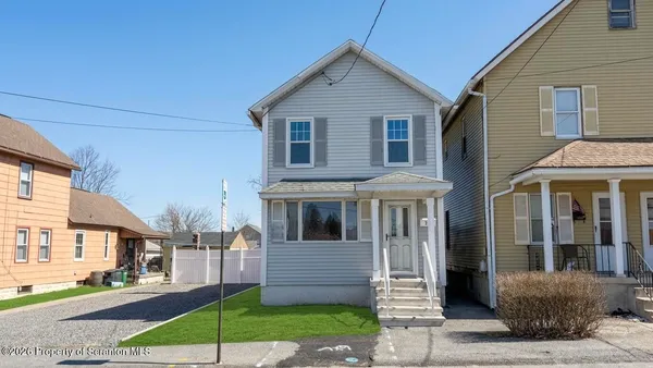 $149,900 | 313 Dolph Street, Jessup, PA 18434