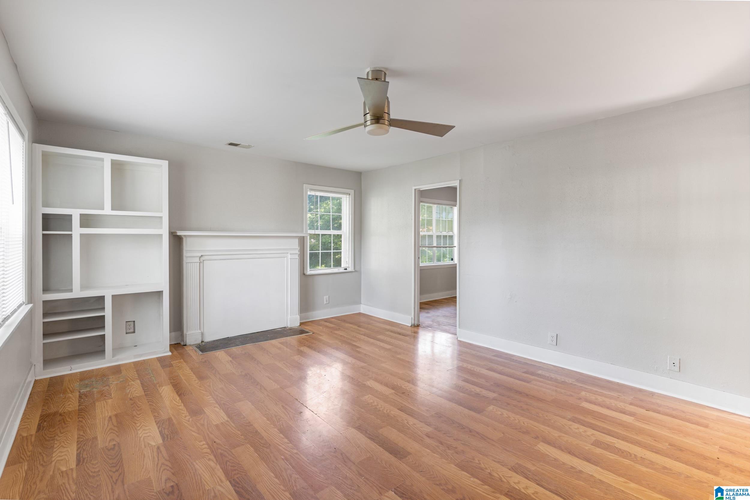 712 40th Street Fairfield, AL 35064 - Photo 2 of 14