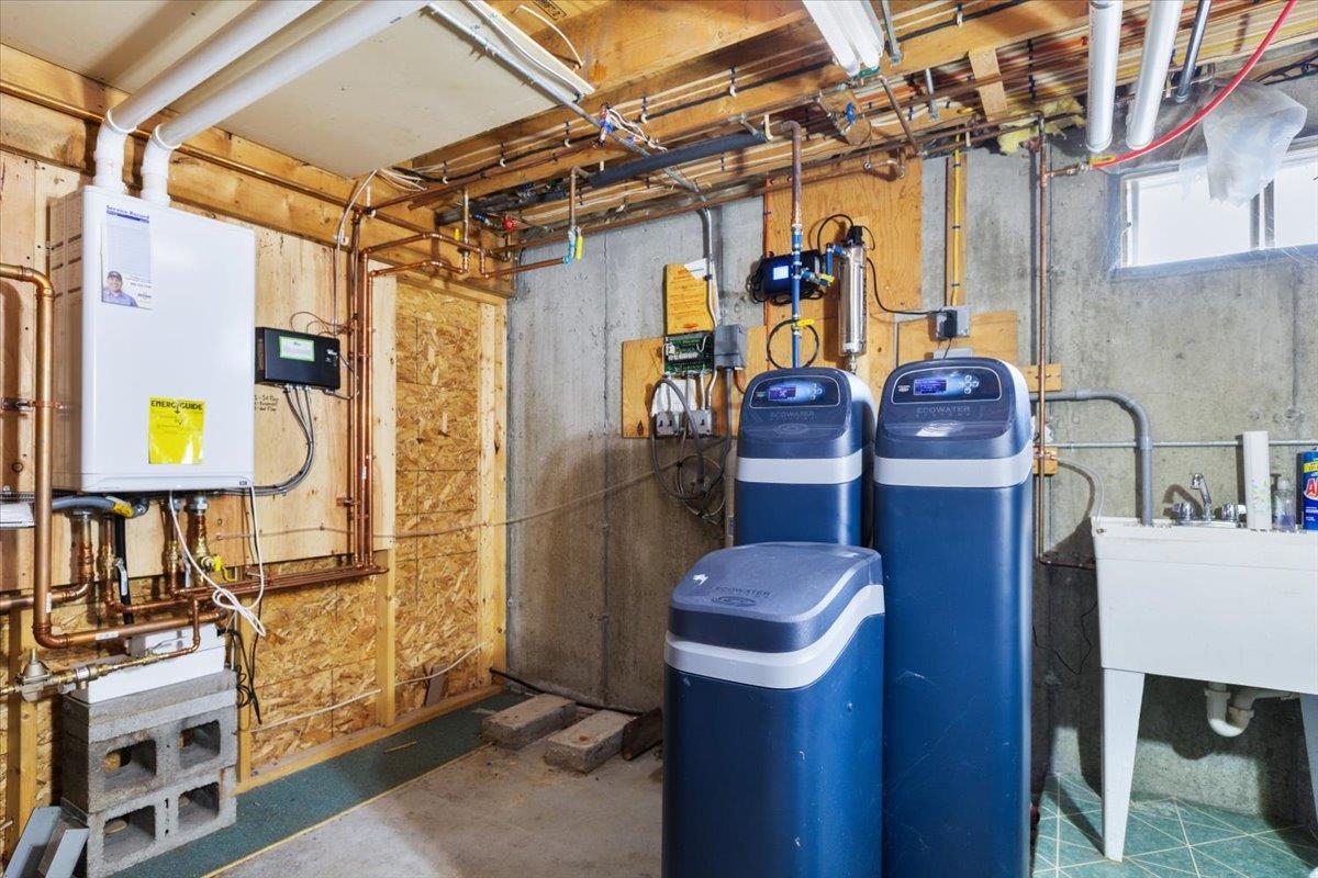 99 Whitefield Road Bethlehem, NH 03574 - Photo 32 of 40