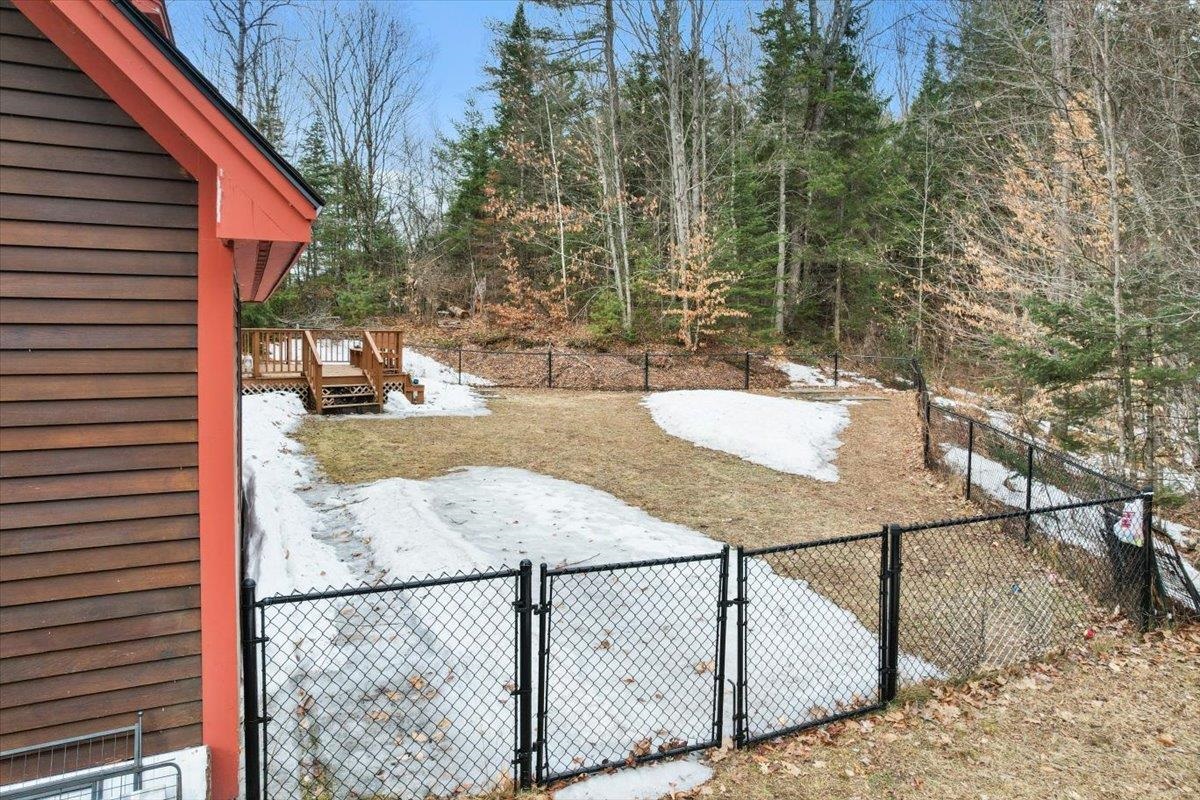 99 Whitefield Road Bethlehem, NH 03574 - Photo 5 of 40