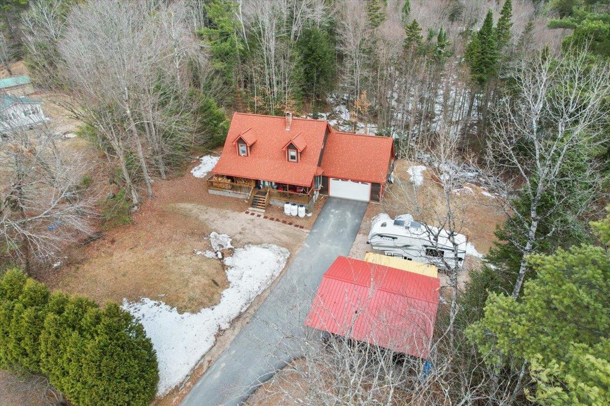 99 Whitefield Road Bethlehem, NH 03574 - Photo 7 of 40