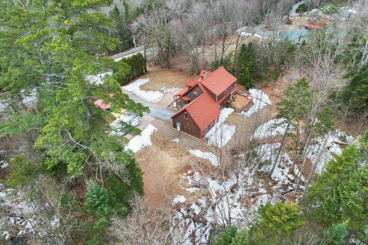 99 Whitefield Road Bethlehem, NH 03574 - Photo 8 of 40