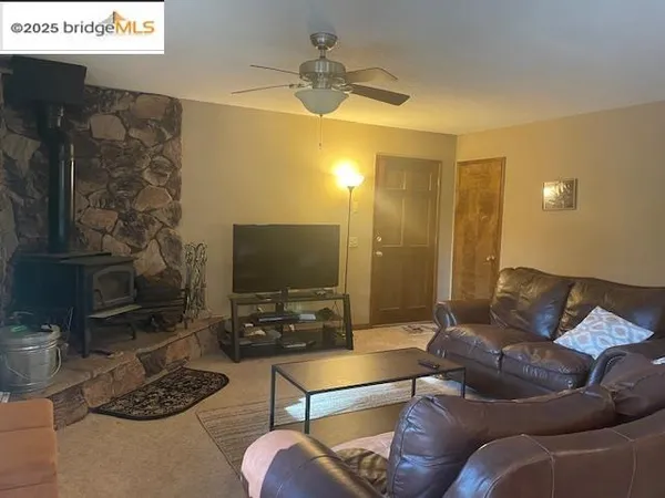 $344,900 | 25481 David Drive, Long Barn, CA 95335