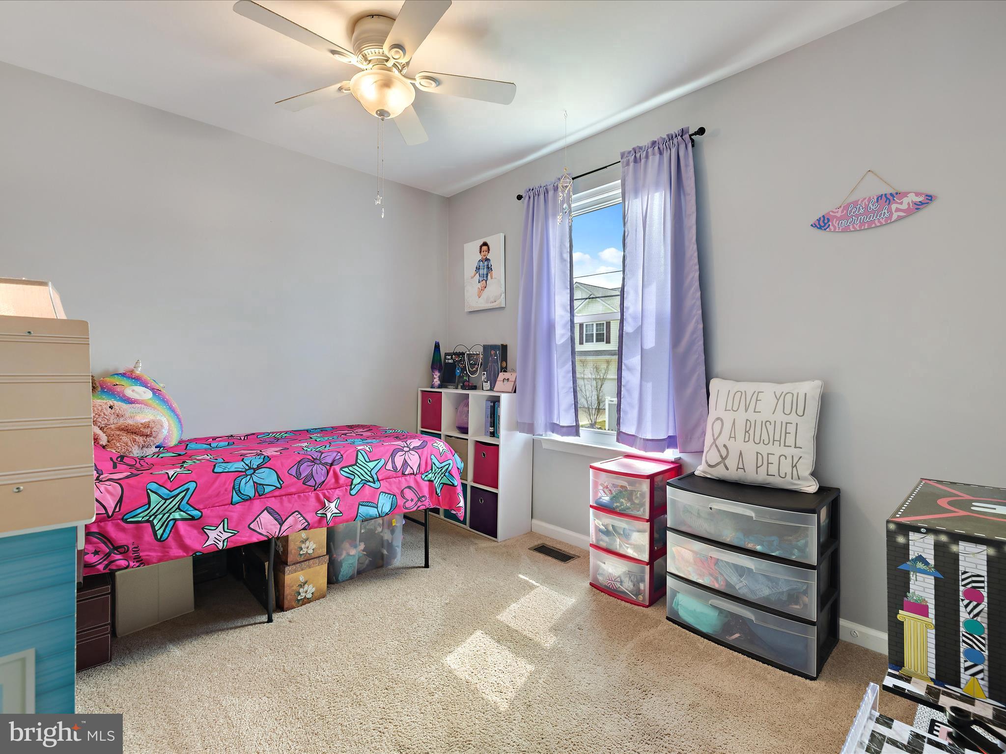 7821 East Shore Road Pasadena, MD 21122 - Photo 16 of 34 Bedroom