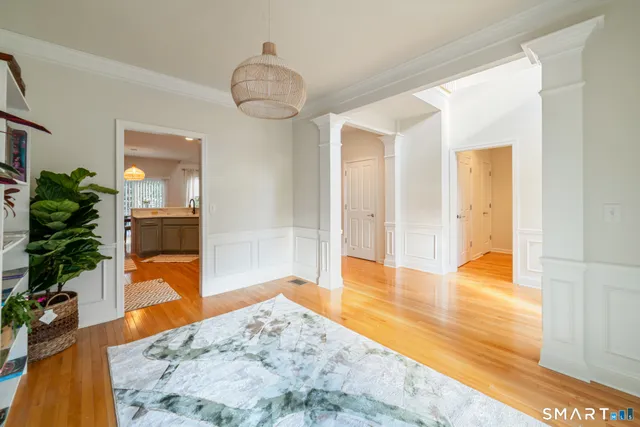 $549,900 | 160 Barkledge Drive, Unit 160, Newington, CT 06111