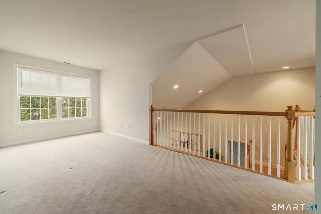 $549,900 | 160 Barkledge Drive, Unit 160, Newington, CT 06111