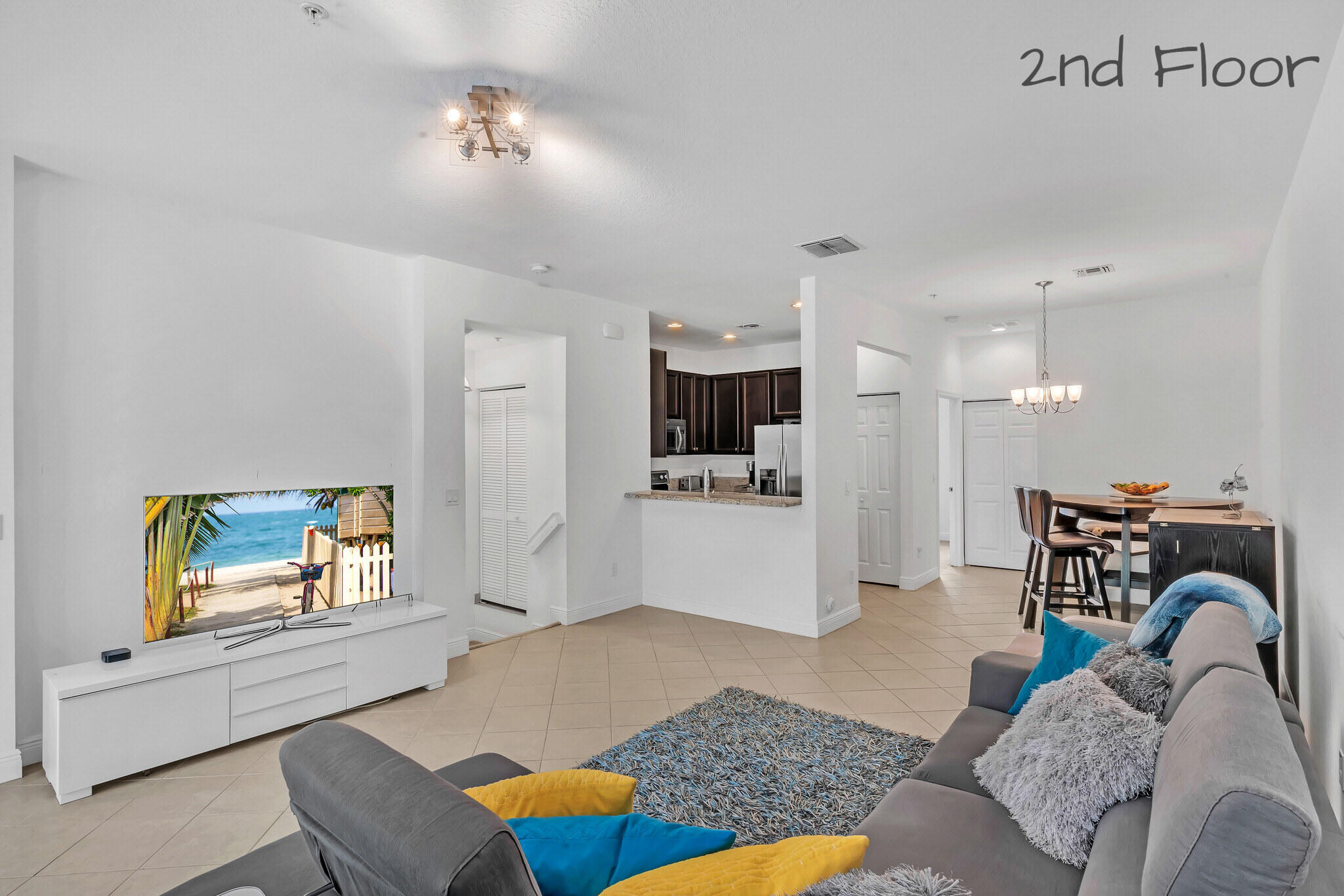 11876 Southwest 25th Court, Unit 206 Miramar, FL 33025 - Photo 17 of 70 7 Family Area (4)