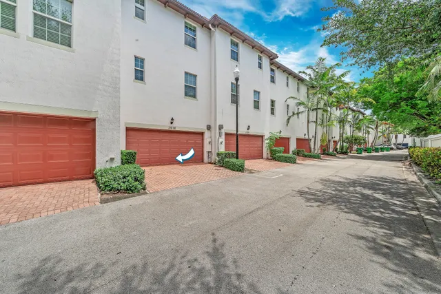 $499,900 | 11876 Southwest 25th Court, Unit 206, Miramar, FL 33025