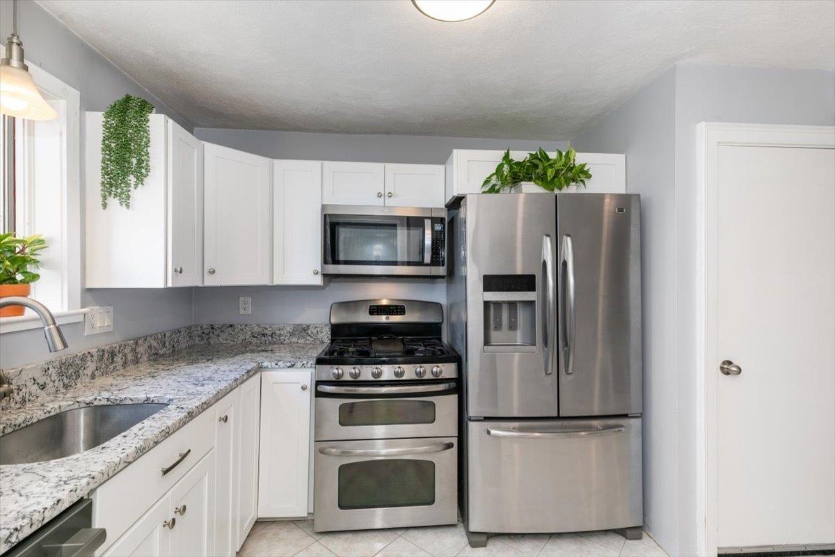 461 Ocean Boulevard, Unit B3 Hampton, NH 03842 - Photo 10 of 32