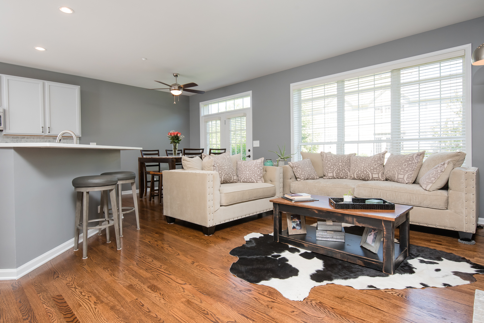 524 Bridgestone Court Inverness, IL 60010 - Photo 11 of 44 a living room with furniture and wooden floor