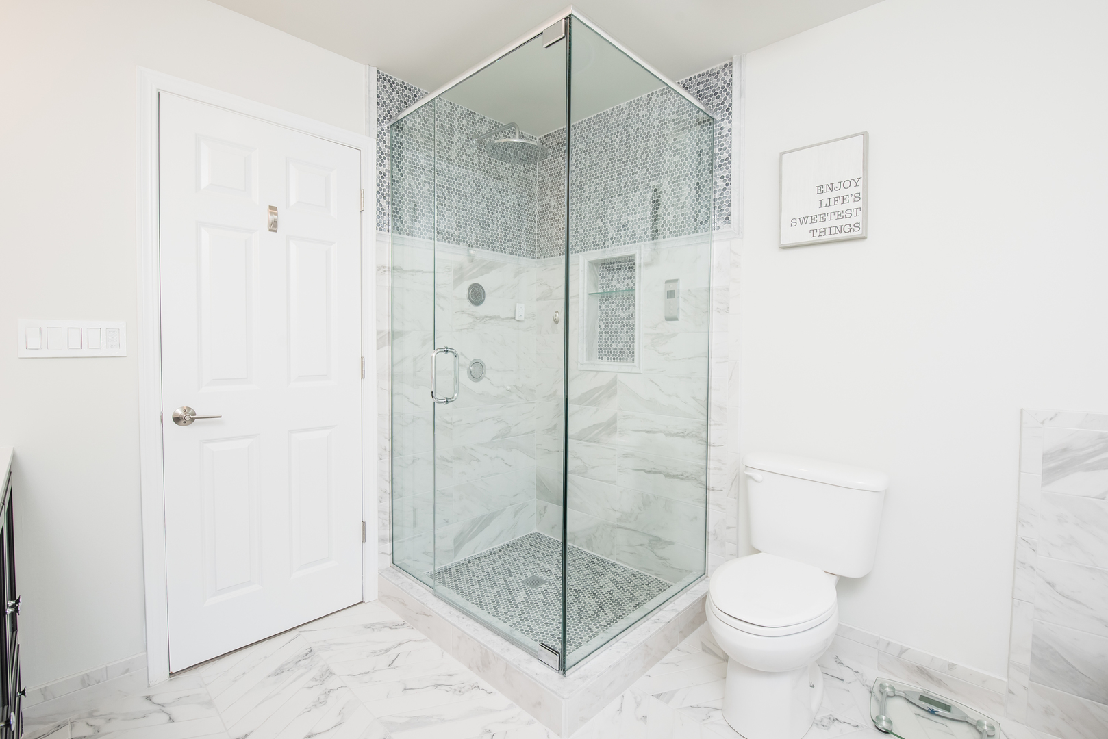 524 Bridgestone Court Inverness, IL 60010 - Photo 34 of 44 a bathroom with a shower