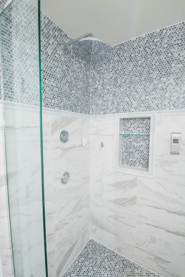 524 Bridgestone Court Inverness, IL 60010 - Photo 35 of 44 a bathroom with a shower