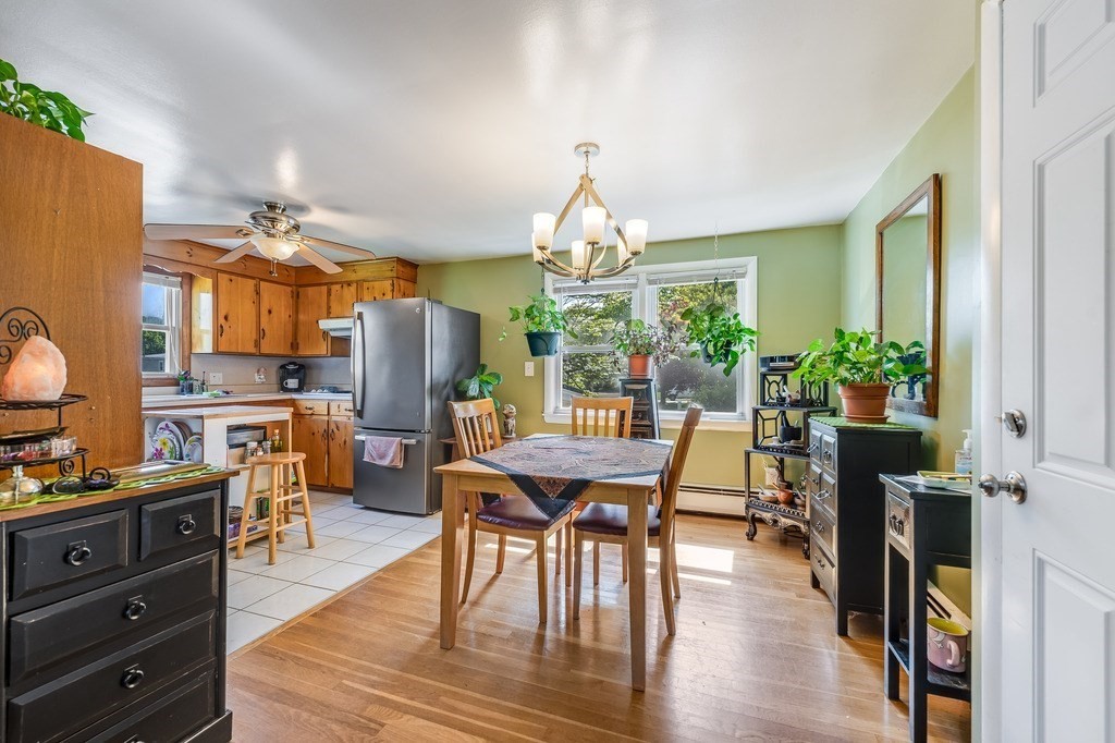 283 Douglas Road Lowell, MA 01852 - Photo 4 of 28 Gallery Image 4