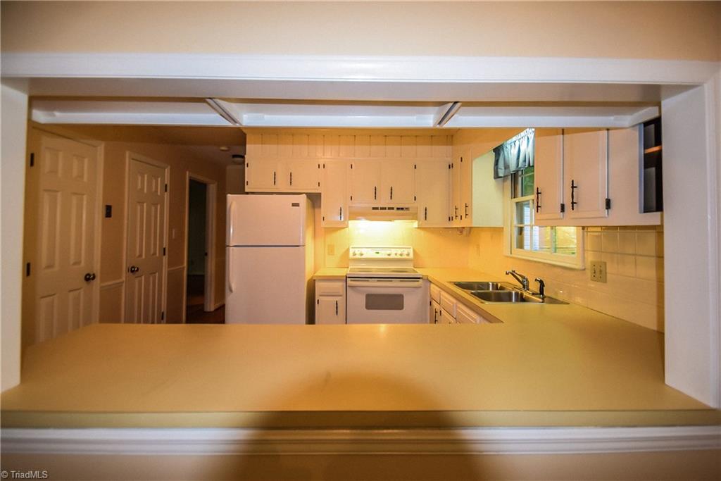 5465 Styers Ferry Road Clemmons, NC 27012 - Photo 7 of 27