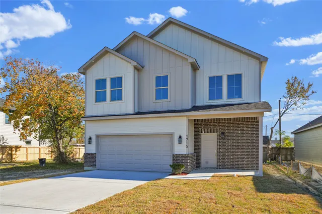 $349,000 | 1715 Valleyview Drive, La Porte, TX 77571