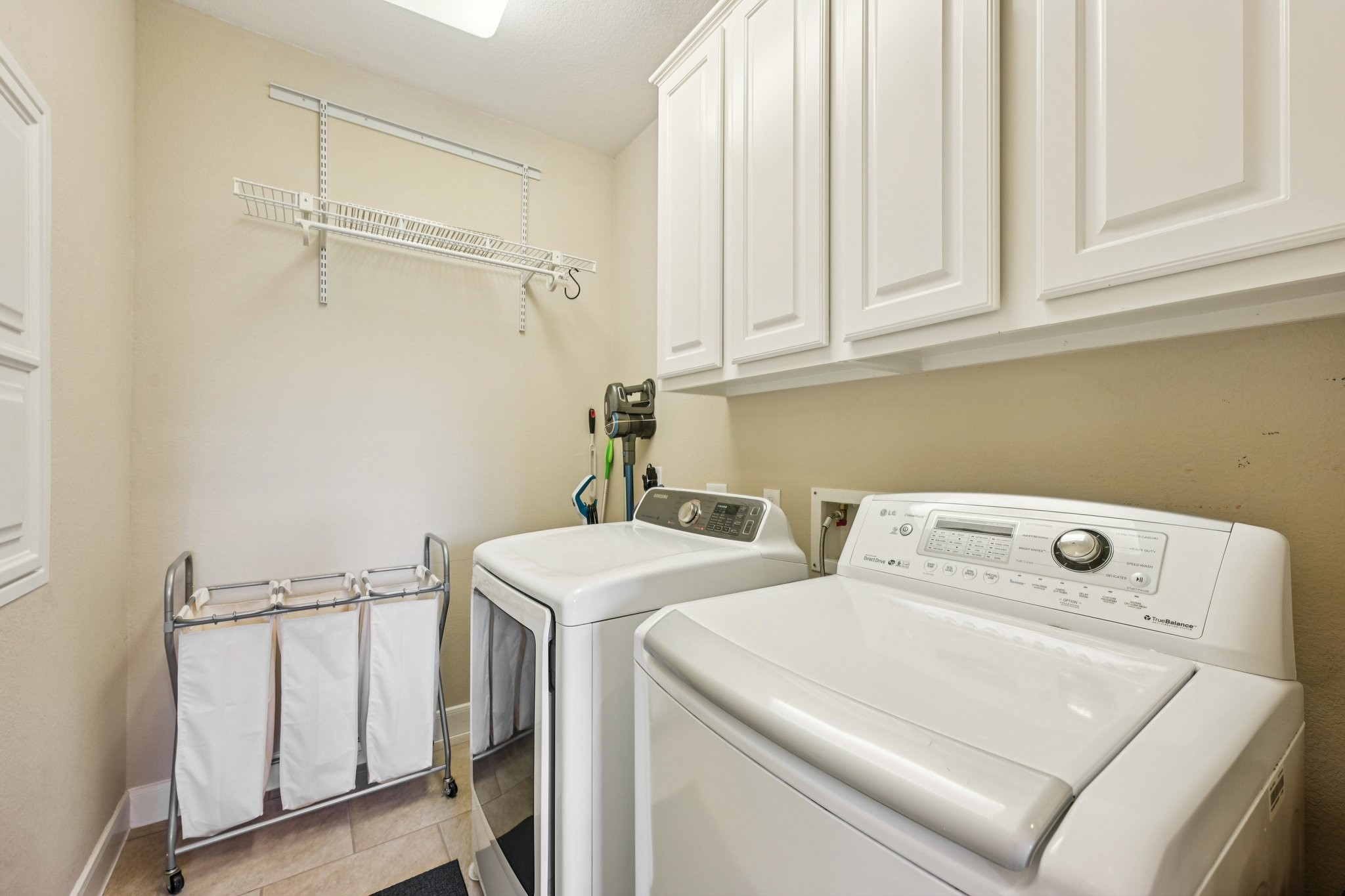 25214 East Titan Springs Drive Spring, TX 77389 - Photo 34 of 44 a utility room with dryer and washer