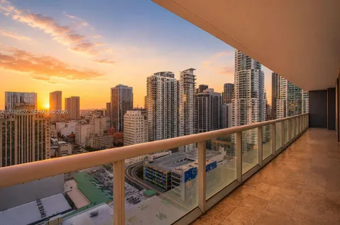 $2,500,000 | 50 Biscayne Boulevard, Unit 2510, Miami, FL 33132