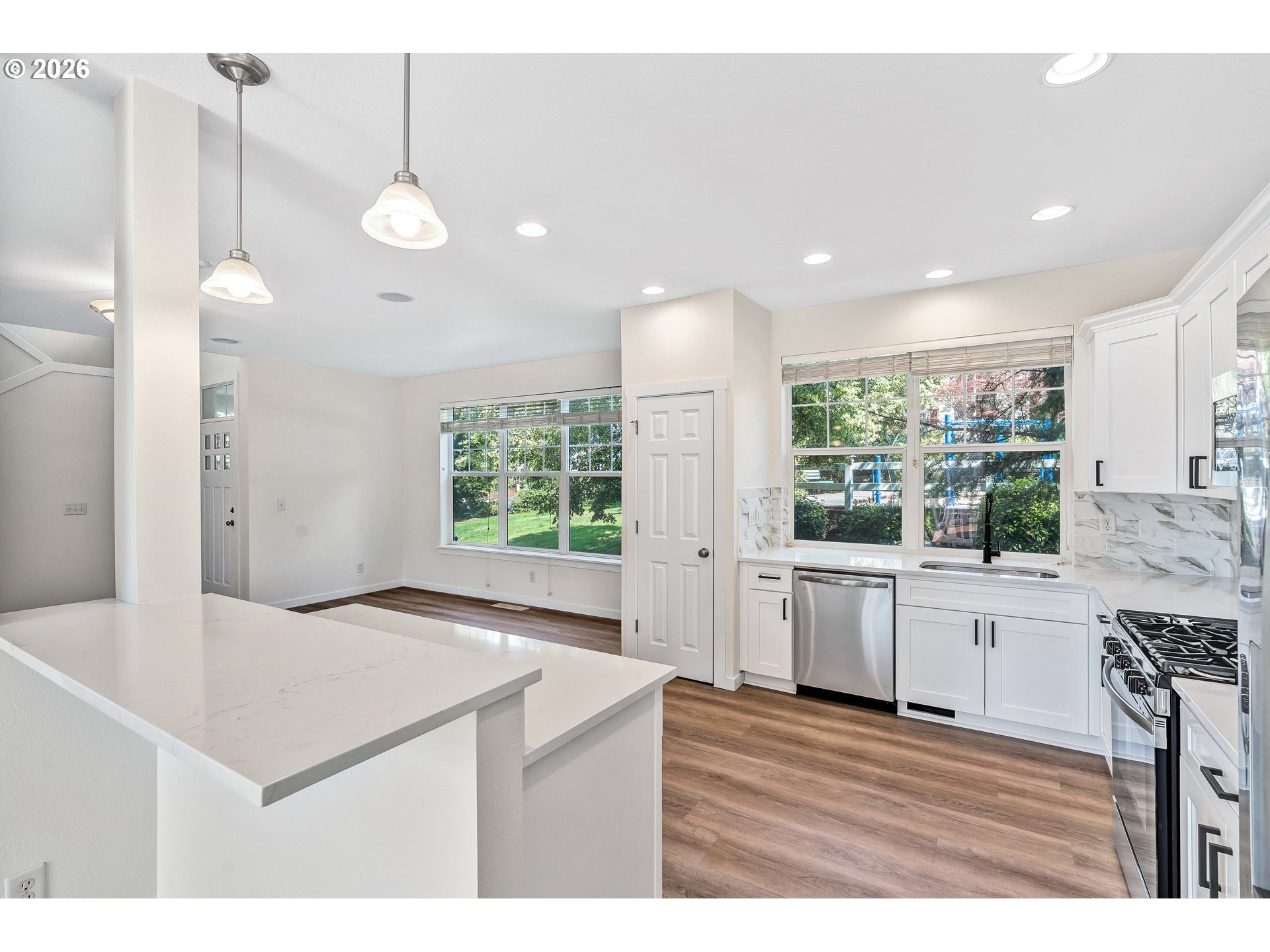 241 Southwest 105th Terrace Portland, OR 97225 - Photo 10 of 48