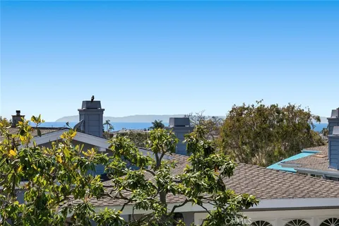 $2,950,000 | 3611 Daffodil Avenue, Unit 38, Corona del Mar, CA 92625