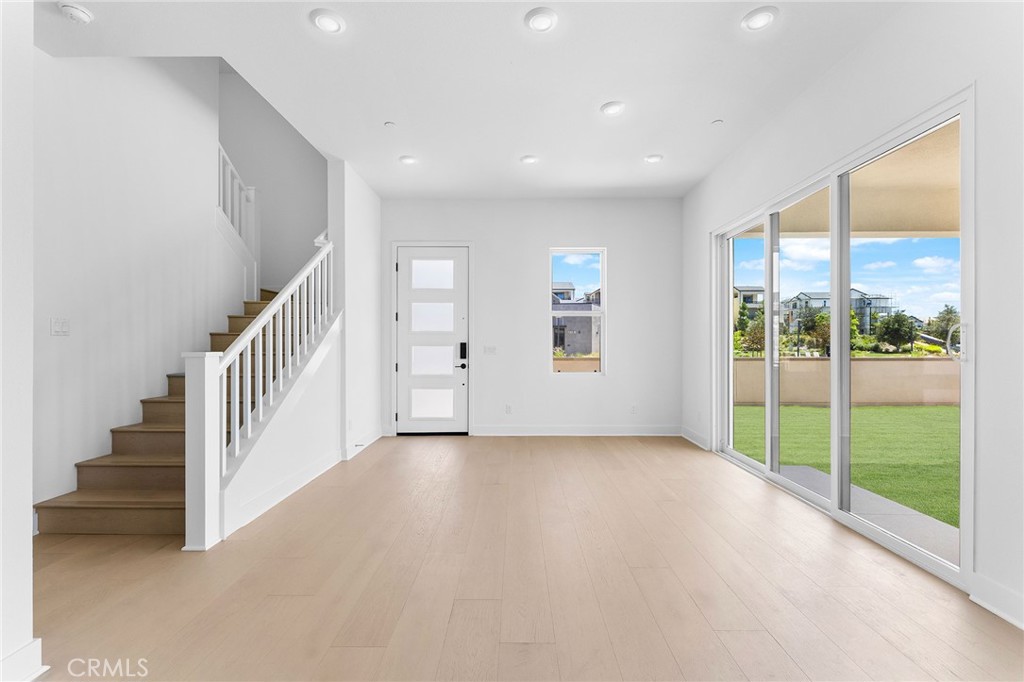 123 Bosal Irvine, CA 92618 - Photo 11 of 75