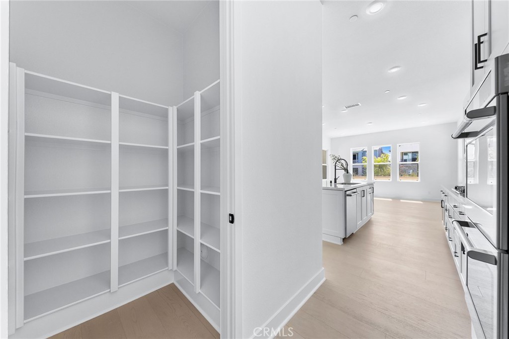 123 Bosal Irvine, CA 92618 - Photo 20 of 75