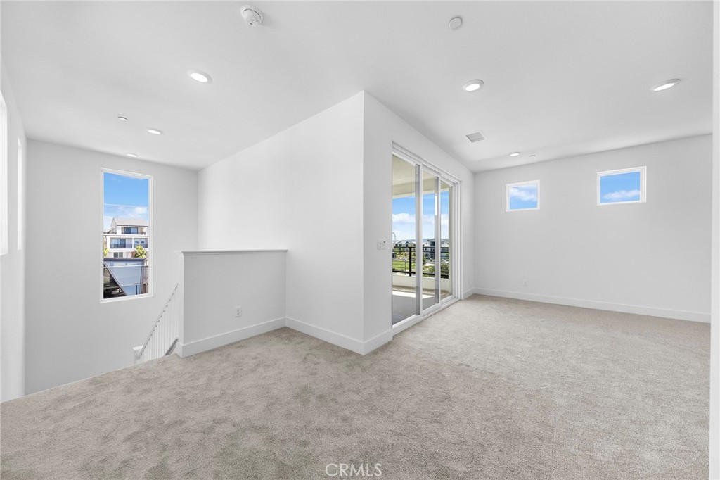 123 Bosal Irvine, CA 92618 - Photo 55 of 75 an empty room with windows and closet