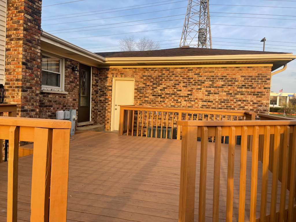 852 Tonne Road Elk Grove Village, IL 60007 - Photo 3 of 30