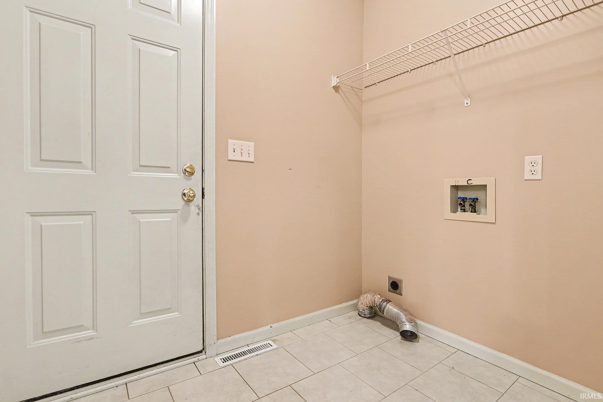 53420 Old Farm Road Elkhart, IN 46514 - Photo 11 of 30