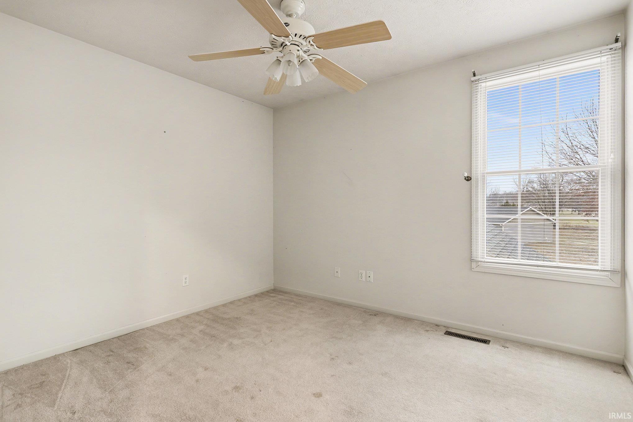 53420 Old Farm Road Elkhart, IN 46514 - Photo 18 of 30