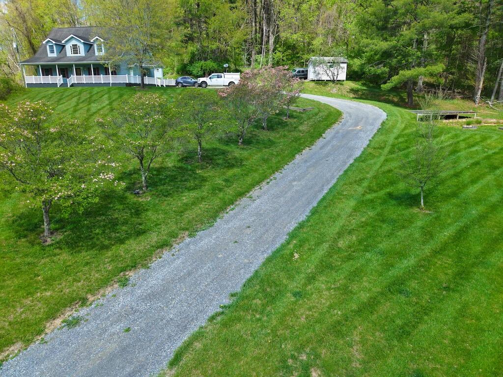 4751 Webbs Mill Road North Riner, VA 24149 - Photo 3 of 31 1 (31)