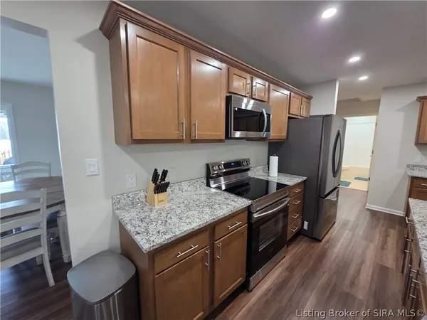 $285,000 | 8310 Laurel Springs Drive, Charlestown, IN 47111