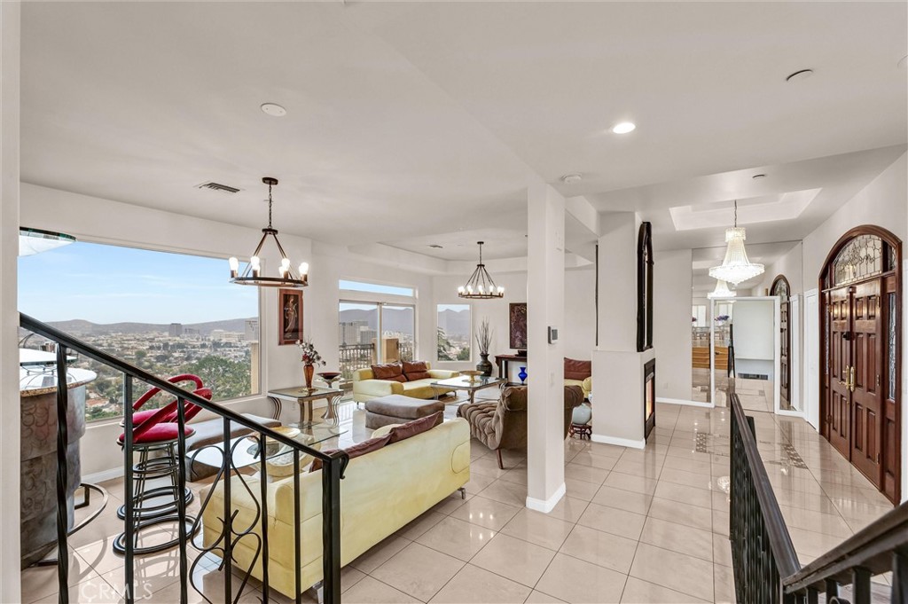 876 Harrington Road Glendale, CA 91207 - Photo 13 of 43