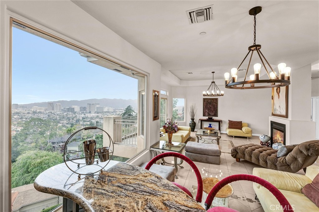 876 Harrington Road Glendale, CA 91207 - Photo 14 of 43